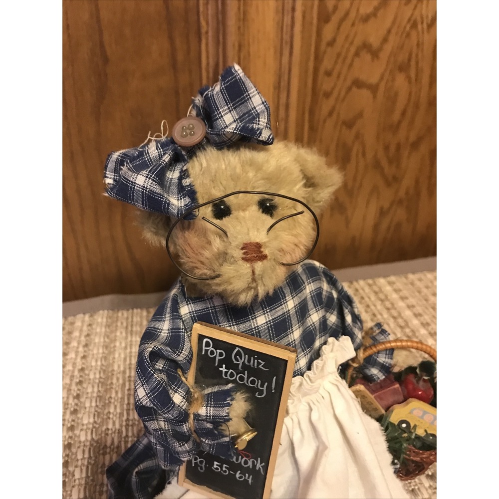 Vintage Country‎ Teacher Bear Doll Plaid Dress Chalkboard Basket Decor - Picture 7 of 8